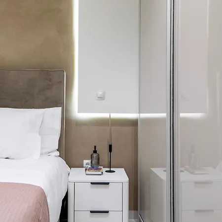 Exarcheia Urban - Lycabettus Hill Apartment Athens